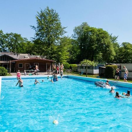 Luxe Safaritent Medley 5 persoons op Camping Rijsterbos Buitenkant foto