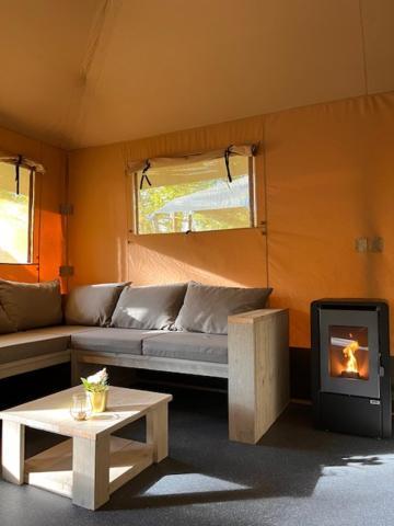 Luxe Safaritent Medley 5 persoons op Camping Rijsterbos Buitenkant foto